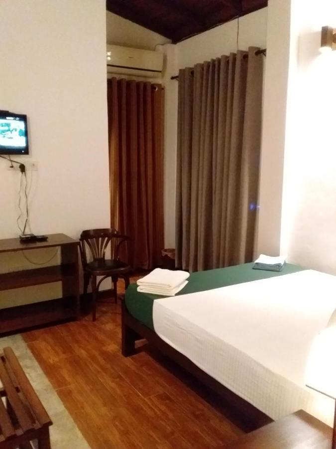 Forest Edge Villa Anuradhapura Room photo
