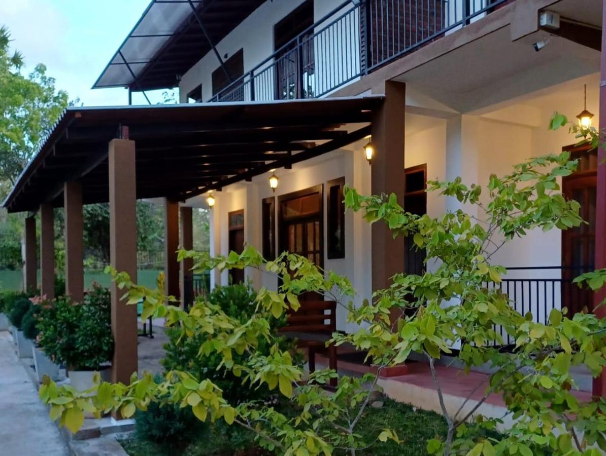 Forest Edge Villa Anuradhapura Exterior photo