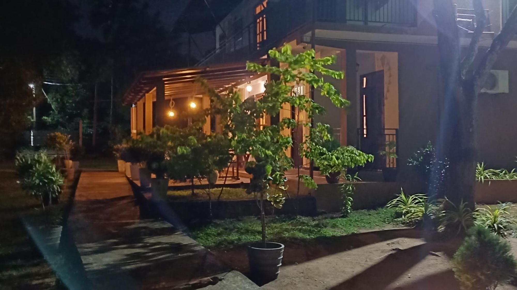 Forest Edge Villa Anuradhapura Exterior photo